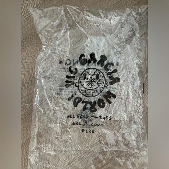 Vic Garcia World AGTAWH T SHIRT BRAND NEW SIZE M MEN - Picture 3 of 10